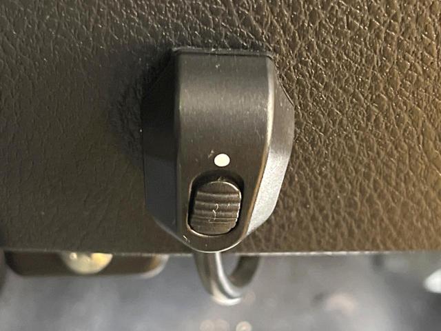 86 GT 純正ナビ バックカメラ 禁煙車 コーナーセンサー スマートキー HIDヘッドライト ETC オートライト デュアルエアコン 純正17インチアルミ Bluetooth CD DVD再生 フルセグ(27枚目)