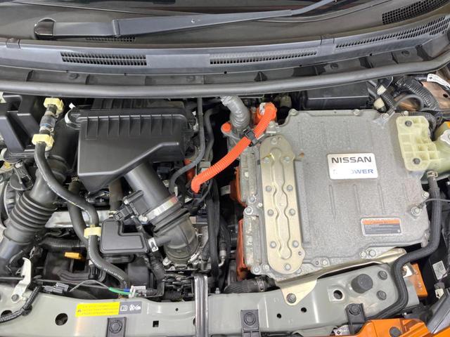 ノート e-パワー X 衝突軽減システム 禁煙車 SDナビ 全周囲カメラ Bluetooth ETC ドラレコ フルセグ LEDヘッドライト スマートキー クリアランスソナー アイドリングストップ 純正15インチAW(18枚目)