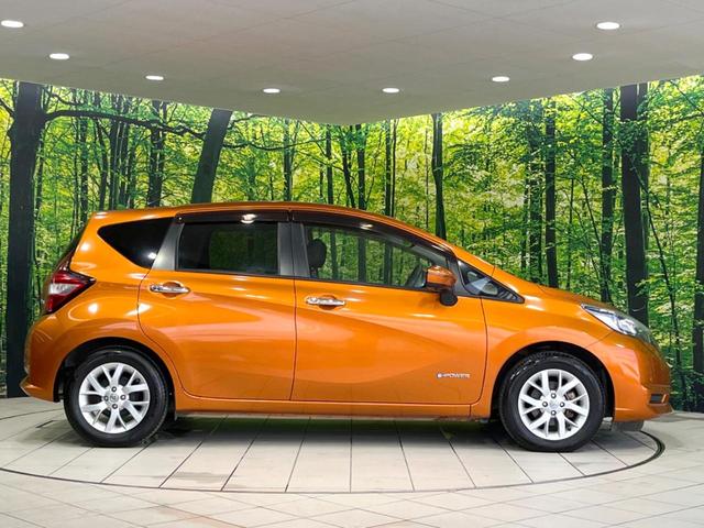 ノート e-パワー X 衝突軽減システム 禁煙車 SDナビ 全周囲カメラ Bluetooth ETC ドラレコ フルセグ LEDヘッドライト スマートキー クリアランスソナー アイドリングストップ 純正15インチAW(28枚目)