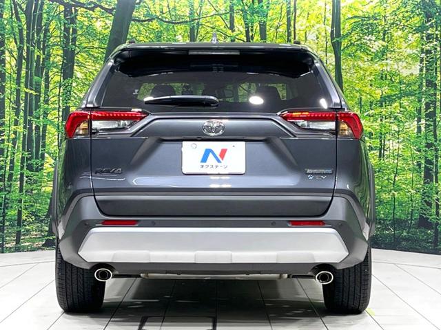RAV4 ハイブリッドアドベンチャー 4WD サンルーフ 全周囲カメラ 衝突被害軽減システム レーダークルーズ 禁煙車 電動リアゲート レザーシート シートヒーター 前席シートエアコン パワーシート ドラレコ コーナーセンサー(15枚目)