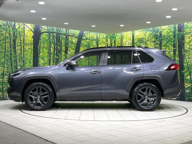 RAV4 ハイブリッドアドベンチャー 4WD サンルーフ 全周囲カメラ 衝突被害軽減システム レーダークルーズ 禁煙車 電動リアゲート レザーシート シートヒーター 前席シートエアコン パワーシート ドラレコ コーナーセンサー(30枚目)