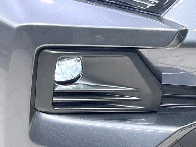 RAV4 ハイブリッドアドベンチャー 4WD サンルーフ 全周囲カメラ 衝突被害軽減システム レーダークルーズ 禁煙車 電動リアゲート レザーシート シートヒーター 前席シートエアコン パワーシート ドラレコ コーナーセンサー(31枚目)