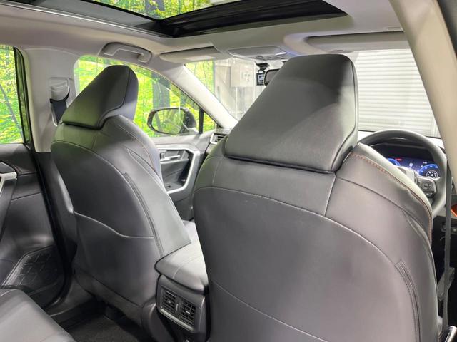 RAV4 ハイブリッドアドベンチャー 4WD サンルーフ 全周囲カメラ 衝突被害軽減システム レーダークルーズ 禁煙車 電動リアゲート レザーシート シートヒーター 前席シートエアコン パワーシート ドラレコ コーナーセンサー(52枚目)