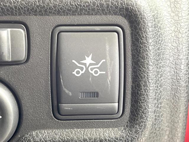 ノート X DIG-S 純正SDナビ 全周囲カメラ 衝突被害軽減システム 禁煙車 ドラレコ コーナーセンサー スマートキー 車線逸脱警報 オートライト オートエアコン Bluetooth CD 地デジ(5枚目)