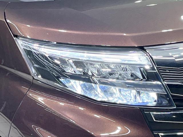 ルーミー カスタムＧ－Ｔ　両側電動スライドドア　スマートアシスト　９型ディスプレイオーディオ　全周囲カメラ　レーダークルーズ　ＥＴＣ　フルセグ　Ｂｌｕｅｔｏｏｔｈ　禁煙車　スマートキー　シートヒーター　ＬＥＤヘッド（12枚目）