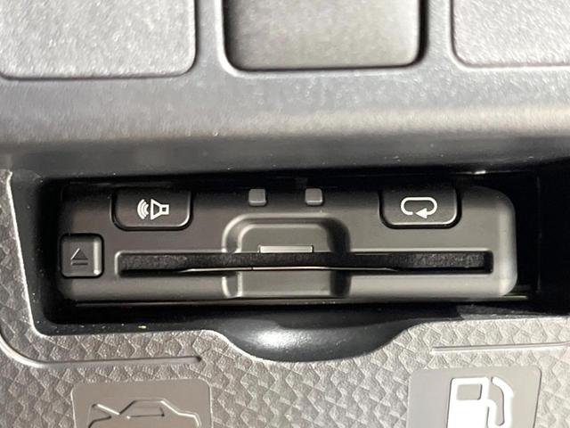 ルーミー カスタムＧ－Ｔ　両側電動スライドドア　スマートアシスト　９型ディスプレイオーディオ　全周囲カメラ　レーダークルーズ　ＥＴＣ　フルセグ　Ｂｌｕｅｔｏｏｔｈ　禁煙車　スマートキー　シートヒーター　ＬＥＤヘッド（41枚目）