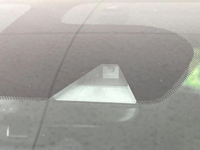 ノート ｅ－パワー　Ｘ　衝突軽減装置　ＳＤナビ　バックカメラ　Ｂｌｕｅｔｏｏｔｈ　ＥＴＣ　ドライブレコーダー　クリアランスソナー　レーンキープアシスト　フルセグ　横滑り防止装置　オートライト　オートエアコン　禁煙車（3枚目）