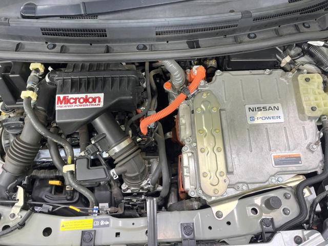 ノート ｅ－パワー　Ｘ　衝突軽減装置　ＳＤナビ　バックカメラ　Ｂｌｕｅｔｏｏｔｈ　ＥＴＣ　ドライブレコーダー　クリアランスソナー　レーンキープアシスト　フルセグ　横滑り防止装置　オートライト　オートエアコン　禁煙車（18枚目）