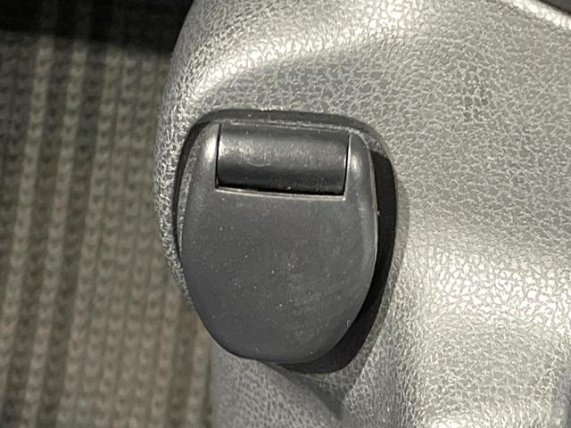 ノート ｅ－パワー　Ｘ　衝突軽減装置　ＳＤナビ　バックカメラ　Ｂｌｕｅｔｏｏｔｈ　ＥＴＣ　ドライブレコーダー　クリアランスソナー　レーンキープアシスト　フルセグ　横滑り防止装置　オートライト　オートエアコン　禁煙車（55枚目）