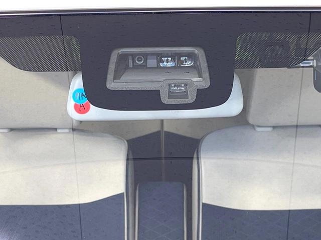 アルトラパン モード バックカメラ 衝突被害軽減システム 禁煙車 ドラレコ スマートキー HIDヘッド ETC オートライト オートエアコン Bluetooth CD DVD再生 アイドリングストップ 車線逸脱警報(3枚目)