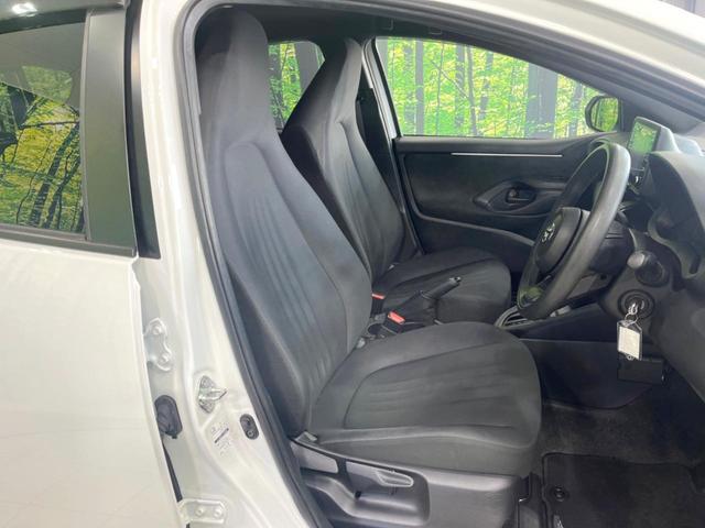 ヤリス ハイブリッドＸ　バックカメラ　衝突被害軽減システム　レーダークルーズ　禁煙車　ドラレコ　コーナーセンサー　スマートキー　ＥＴＣ　オートハイビーム　車線逸脱警報　オートライト　オートエアコン　Ｂｌｕｅｔｏｏｔｈ（8枚目）