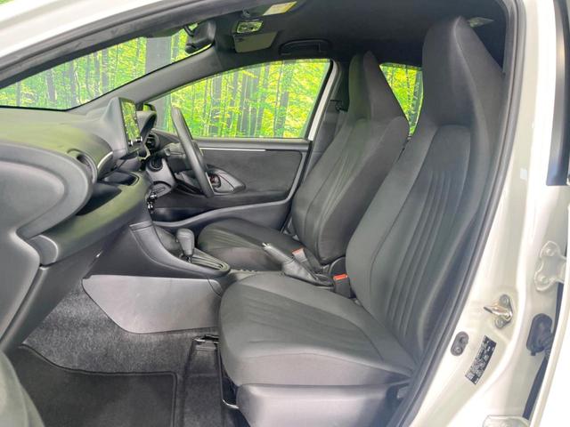 ヤリス ハイブリッドＸ　バックカメラ　衝突被害軽減システム　レーダークルーズ　禁煙車　ドラレコ　コーナーセンサー　スマートキー　ＥＴＣ　オートハイビーム　車線逸脱警報　オートライト　オートエアコン　Ｂｌｕｅｔｏｏｔｈ（50枚目）