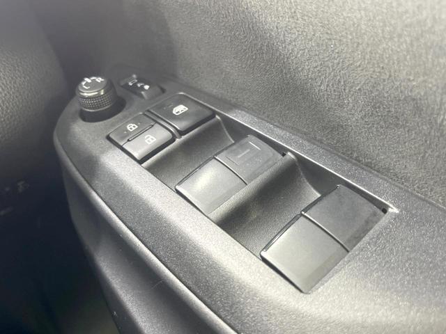 ヤリス ハイブリッドＸ　バックカメラ　衝突被害軽減システム　レーダークルーズ　禁煙車　ドラレコ　コーナーセンサー　スマートキー　ＥＴＣ　オートハイビーム　車線逸脱警報　オートライト　オートエアコン　Ｂｌｕｅｔｏｏｔｈ（61枚目）