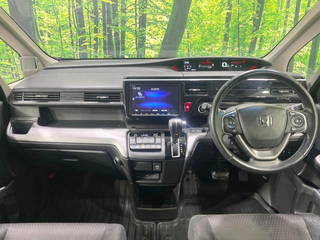 ステップワゴンスパーダ スパーダ ホンダセンシング 両側電動ドア 純正SDナビ 後席モニター バックカメラ 衝突被害軽減システム レーダークルーズ 禁煙車 ドラレコ スマートキー LEDヘッド ビルトインETC 車線逸脱警報 オートライト(2枚目)