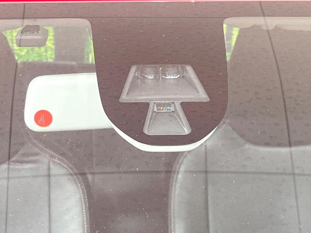アルト X レーダーブレーキサポート ビルトインETC 禁煙車 シートヒーター スマートキー LEDヘッド オートエアコン 純正15インチアルミ CD再生 プライバシーガラス 盗難防止装置 アイドリングストップ(3枚目)