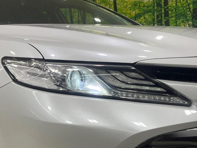 カムリ Ｇ　バックカメラ　衝突被害軽減システム　レーダークルーズ　禁煙車　パワーシート　コーナーセンサー　スマートキー　ＨＩＤヘッド　ビルトインＥＴＣ　オートハイビーム　車線逸脱警報　オートライト（58枚目）