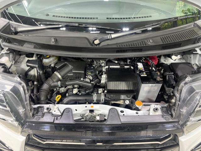 タント カスタムＲＳセレクション　両側電動ドア　運転席ロングスライドシート　ターボ　ナビ　衝突被害軽減システム　バックカメラ　ＥＴＣ　レーダークルーズ　禁煙車　コーナーセンサー　スマートキー　ＬＥＤヘッド　オートハイビーム　フルセグ（18枚目）