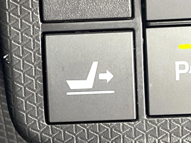 タント カスタムＲＳセレクション　両側電動ドア　運転席ロングスライドシート　ターボ　ナビ　衝突被害軽減システム　バックカメラ　ＥＴＣ　レーダークルーズ　禁煙車　コーナーセンサー　スマートキー　ＬＥＤヘッド　オートハイビーム　フルセグ（33枚目）