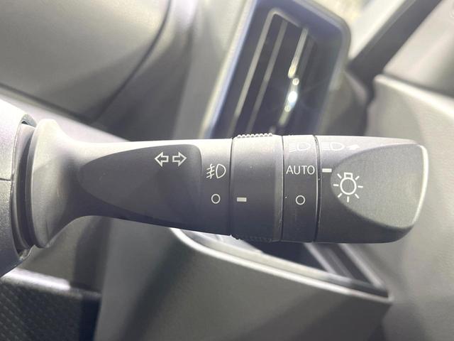 タント カスタムＲＳセレクション　両側電動ドア　運転席ロングスライドシート　ターボ　ナビ　衝突被害軽減システム　バックカメラ　ＥＴＣ　レーダークルーズ　禁煙車　コーナーセンサー　スマートキー　ＬＥＤヘッド　オートハイビーム　フルセグ（40枚目）