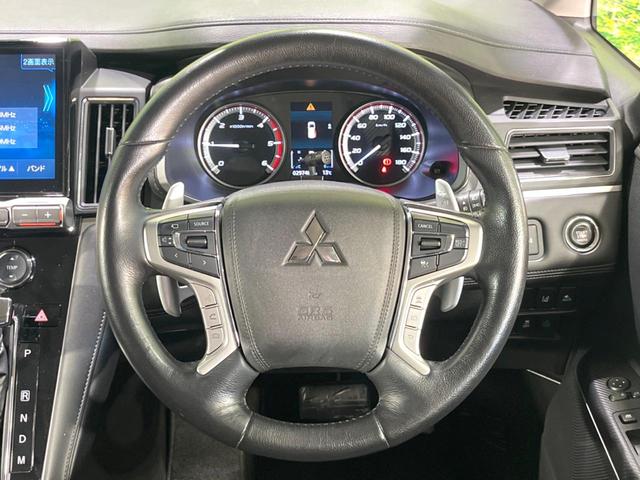 デリカD:5 G パワーパッケージ 4WD 両側電動ドア 11型ナビ 後席モニター 全周囲カメラ 衝突被害軽減システム レーダークルーズ 禁煙車 パワーシート ドラレコ スマートキー LEDヘッド ETC 車線逸脱警報 オートライト(12枚目)