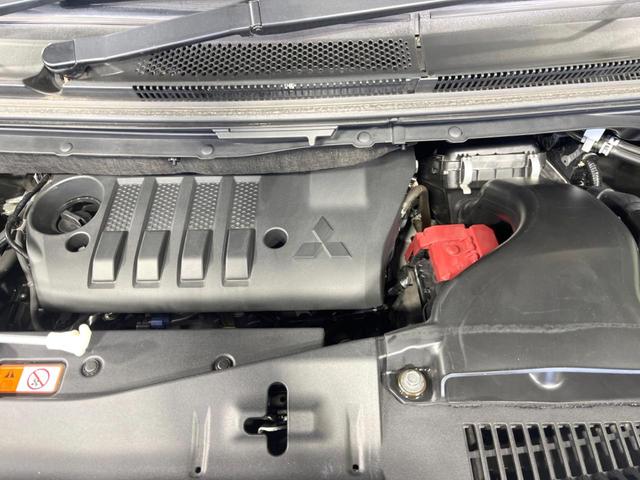 デリカD:5 G パワーパッケージ 4WD 両側電動ドア 11型ナビ 後席モニター 全周囲カメラ 衝突被害軽減システム レーダークルーズ 禁煙車 パワーシート ドラレコ スマートキー LEDヘッド ETC 車線逸脱警報 オートライト(19枚目)