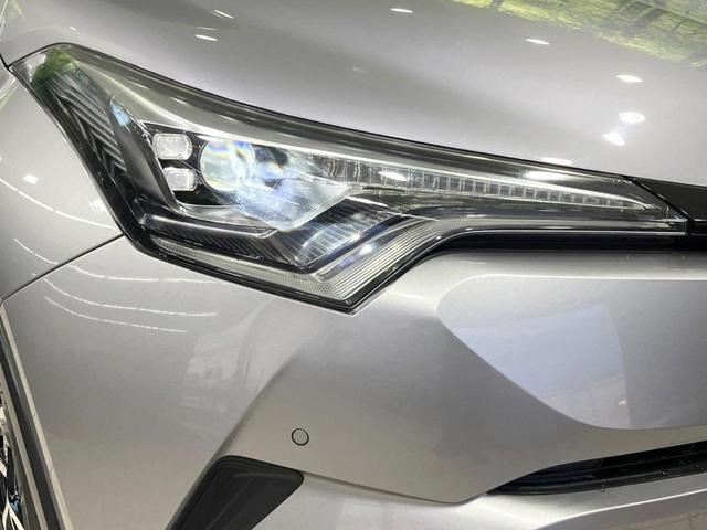 Ｃ－ＨＲ Ｇ　バックカメラ　衝突被害軽減システム　レーダークルーズ　禁煙車　ハーフレザーシート　ドラレコ　コーナーセンサー　スマートキー　ＬＥＤヘッド　ビルトインＥＴＣ　純正１８インチアルミ　オートハイビーム（13枚目）