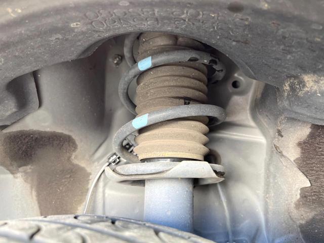 ミライース Ｌ　ＳＤナビ　禁煙車　ＥＴＣ　アイドリングストップ　ＣＤ　ＤＶＤ再生　地デジ　スマートキー　横滑り防止装置　ドアバイザー（20枚目）