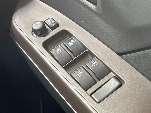 タンク Ｇ　Ｓ　両側電動ドア　純正ナビ　バックカメラ　衝突軽減システム　シートヒーター　禁煙車　ドラレコ　スマートキー　ビルトインＥＴＣ　クルコン　オートライト　オートエアコン　Ｂｌｕｅｔｏｏｔｈ　ＣＤ　地デジ再生（39枚目）