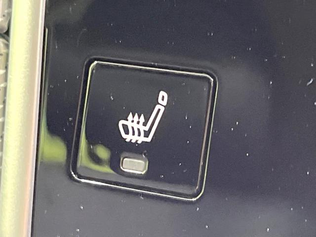 スカイライン ３５０ＧＴ　ＦＯＵＲ　ハイブリッド　タイプＳＰ　４ＷＤ　全周囲カメラ　衝突被害軽減システム　レーダークルーズ　禁煙車　レザーシート　ドラレコ　コーナーセンサー　スマートキー　ＬＥＤヘッド　ビルトインＥＴＣ　純正１９インチアルミ　車線逸脱警報（5枚目）