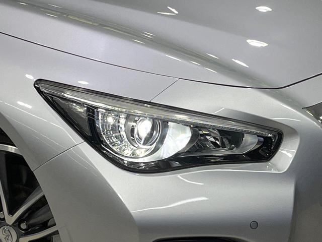 スカイライン ３５０ＧＴ　ＦＯＵＲ　ハイブリッド　タイプＳＰ　４ＷＤ　全周囲カメラ　衝突被害軽減システム　レーダークルーズ　禁煙車　レザーシート　ドラレコ　コーナーセンサー　スマートキー　ＬＥＤヘッド　ビルトインＥＴＣ　純正１９インチアルミ　車線逸脱警報（12枚目）