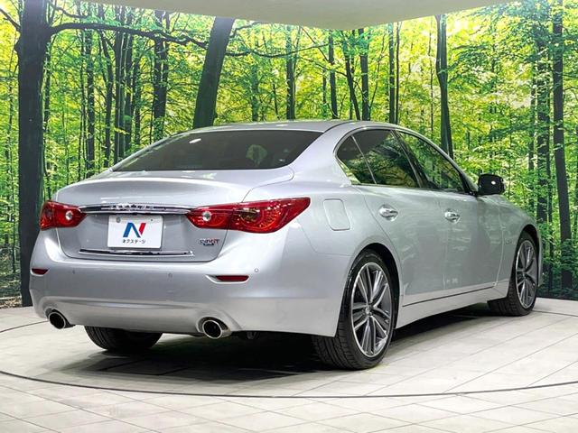 スカイライン ３５０ＧＴ　ＦＯＵＲ　ハイブリッド　タイプＳＰ　４ＷＤ　全周囲カメラ　衝突被害軽減システム　レーダークルーズ　禁煙車　レザーシート　ドラレコ　コーナーセンサー　スマートキー　ＬＥＤヘッド　ビルトインＥＴＣ　純正１９インチアルミ　車線逸脱警報（17枚目）