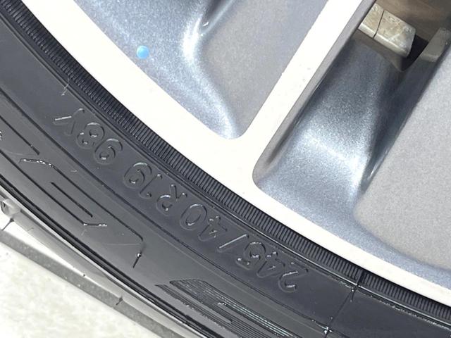 スカイライン ３５０ＧＴ　ＦＯＵＲ　ハイブリッド　タイプＳＰ　４ＷＤ　全周囲カメラ　衝突被害軽減システム　レーダークルーズ　禁煙車　レザーシート　ドラレコ　コーナーセンサー　スマートキー　ＬＥＤヘッド　ビルトインＥＴＣ　純正１９インチアルミ　車線逸脱警報（24枚目）