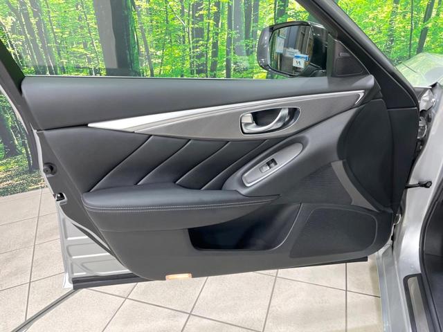 スカイライン ３５０ＧＴ　ＦＯＵＲ　ハイブリッド　タイプＳＰ　４ＷＤ　全周囲カメラ　衝突被害軽減システム　レーダークルーズ　禁煙車　レザーシート　ドラレコ　コーナーセンサー　スマートキー　ＬＥＤヘッド　ビルトインＥＴＣ　純正１９インチアルミ　車線逸脱警報（56枚目）