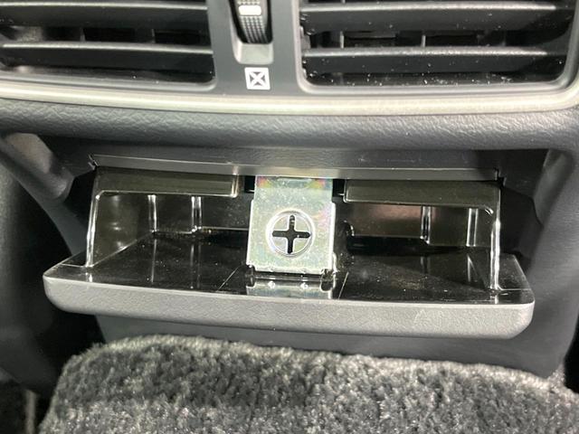 スカイライン ３５０ＧＴ　ＦＯＵＲ　ハイブリッド　タイプＳＰ　４ＷＤ　全周囲カメラ　衝突被害軽減システム　レーダークルーズ　禁煙車　レザーシート　ドラレコ　コーナーセンサー　スマートキー　ＬＥＤヘッド　ビルトインＥＴＣ　純正１９インチアルミ　車線逸脱警報（64枚目）