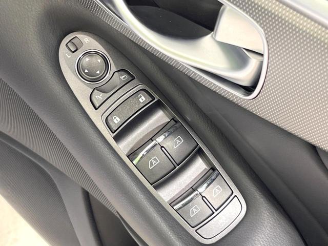 スカイライン ３５０ＧＴ　ＦＯＵＲ　ハイブリッド　タイプＳＰ　４ＷＤ　全周囲カメラ　衝突被害軽減システム　レーダークルーズ　禁煙車　レザーシート　ドラレコ　コーナーセンサー　スマートキー　ＬＥＤヘッド　ビルトインＥＴＣ　純正１９インチアルミ　車線逸脱警報（66枚目）