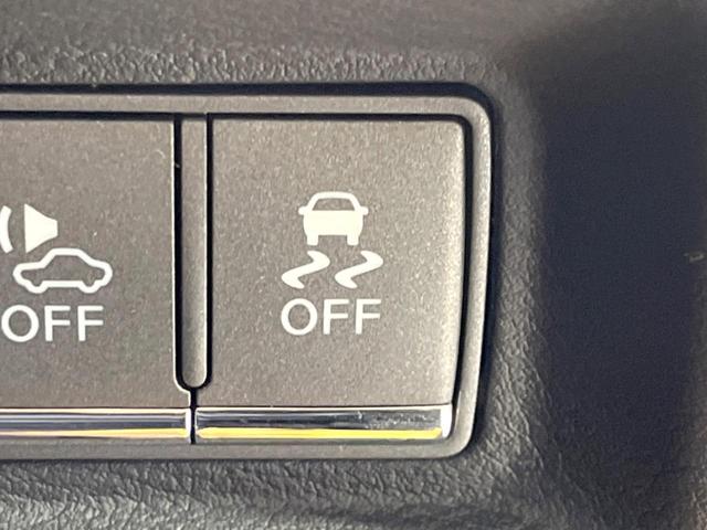 スカイライン ３５０ＧＴ　ＦＯＵＲ　ハイブリッド　タイプＳＰ　４ＷＤ　全周囲カメラ　衝突被害軽減システム　レーダークルーズ　禁煙車　レザーシート　ドラレコ　コーナーセンサー　スマートキー　ＬＥＤヘッド　ビルトインＥＴＣ　純正１９インチアルミ　車線逸脱警報（68枚目）