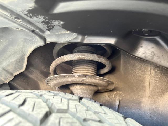 デリカＤ：５ Ｇ　パワーパッケージ　衝突軽減装置　両側電動スライドドア　レーダークルーズ　ＢＳＭ　純正１１型ナビ　全周囲カメラ　Ｂｌｕｅｔｏｏｔｈ　ＥＴＣ　電動リアゲート　ＬＥＤヘッドライト　ＬＥＤフォグライト　シートヒーター　禁煙車（22枚目）