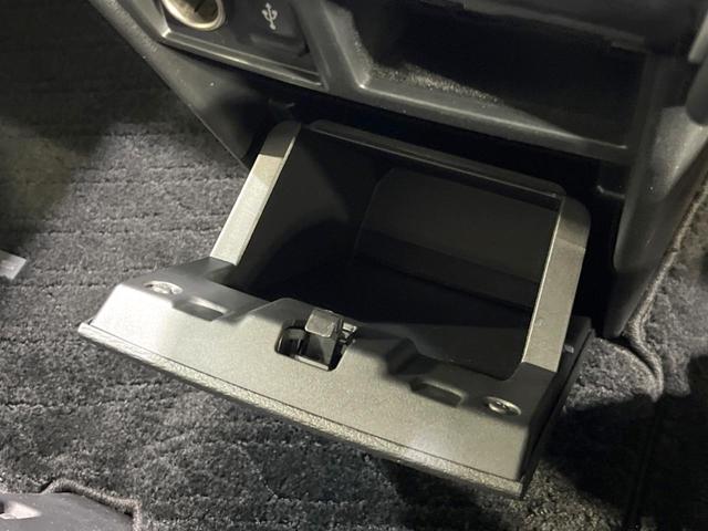 デリカＤ：５ Ｇ　パワーパッケージ　衝突軽減装置　両側電動スライドドア　レーダークルーズ　ＢＳＭ　純正１１型ナビ　全周囲カメラ　Ｂｌｕｅｔｏｏｔｈ　ＥＴＣ　電動リアゲート　ＬＥＤヘッドライト　ＬＥＤフォグライト　シートヒーター　禁煙車（41枚目）