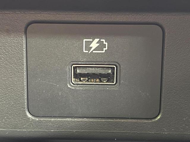 ノート S 衝突軽減装置 SDナビ 禁煙車 バックカメラ ETC Bluetooth スマートキー オートマチックハイビーム オートエアコン クリアランスソナー CD/DVD再生 アイドリングストップ 横滑り防止(41枚目)