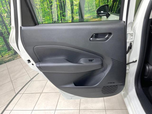 ノート S 衝突軽減装置 SDナビ 禁煙車 バックカメラ ETC Bluetooth スマートキー オートマチックハイビーム オートエアコン クリアランスソナー CD/DVD再生 アイドリングストップ 横滑り防止(58枚目)