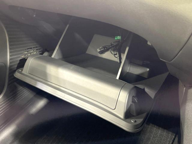 ノート S 衝突軽減装置 SDナビ 禁煙車 バックカメラ ETC Bluetooth スマートキー オートマチックハイビーム オートエアコン クリアランスソナー CD/DVD再生 アイドリングストップ 横滑り防止(60枚目)