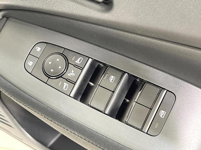 ノート S 衝突軽減装置 SDナビ 禁煙車 バックカメラ ETC Bluetooth スマートキー オートマチックハイビーム オートエアコン クリアランスソナー CD/DVD再生 アイドリングストップ 横滑り防止(61枚目)