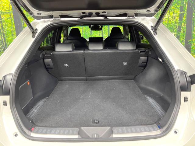 ハリアーハイブリッド Ｚ　衝突軽減　レーダークルーズ　ＪＢＬサウンド　純正１２型ディスプレイオーディオ　ＢＳＭ　バックカメラ　Ｂｌｕｅｔｏｏｔｈ　ＥＴＣ　ドラレコ　電動リアゲート　ＬＥＤヘッドライト　スマートキー　禁煙車（11枚目）