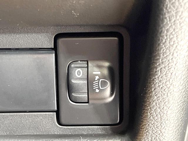 スペーシアカスタム ハイブリッドＧＳ　届出済未使用車　電動スライドドア　レーダークルーズ　ＬＥＤヘッドライト　ＬＥＤフォグライト　スマートキー　シートヒーター　クリアランスソナー　純正１４インチアルミホイール　アイドリングストップ（45枚目）