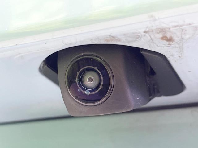 フィット ｅ：ＨＥＶクロスター　純正９型ナビ　バックカメラ　衝突被害軽減システム　ＥＴＣ　レーダークルーズ　禁煙車　ドラレコ　コーナーセンサー　スマートキー　ＬＥＤヘッド　オートハイビーム　車線逸脱警報　フルセグ　プライバシーガラス（66枚目）