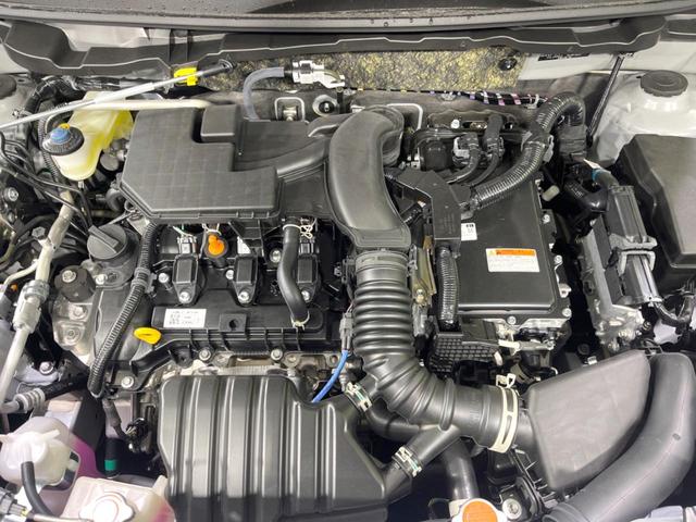 ライズ Ｚ　登録済未使用車　衝突軽減装置　９型ディスプレイオーディオ　全周囲カメラ　レーダークルーズ　Ｂｌｕｅｔｏｏｔｈ　シートヒーター　ＬＥＤヘッドライト　ＬＥＤフォグライト　スマートキー　アイドリングストップ（18枚目）