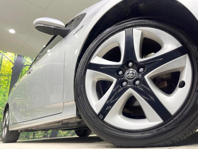 プリウス Ａツーリングセレクション　バックカメラ　衝突被害軽減システム　レーダークルーズ　禁煙車　レザーシート　コーナーセンサー　スマートキー　ＬＥＤヘッド　ビルトインＥＴＣ　純正１７インチアルミ　オートハイビーム　パークアシスト（13枚目）