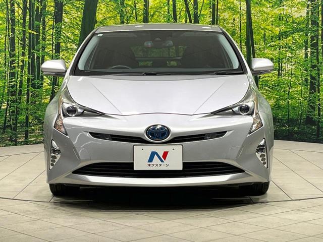 プリウス Ａツーリングセレクション　バックカメラ　衝突被害軽減システム　レーダークルーズ　禁煙車　レザーシート　コーナーセンサー　スマートキー　ＬＥＤヘッド　ビルトインＥＴＣ　純正１７インチアルミ　オートハイビーム　パークアシスト（14枚目）