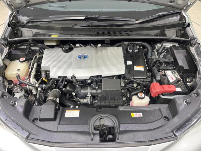 プリウス Ａツーリングセレクション　バックカメラ　衝突被害軽減システム　レーダークルーズ　禁煙車　レザーシート　コーナーセンサー　スマートキー　ＬＥＤヘッド　ビルトインＥＴＣ　純正１７インチアルミ　オートハイビーム　パークアシスト（18枚目）