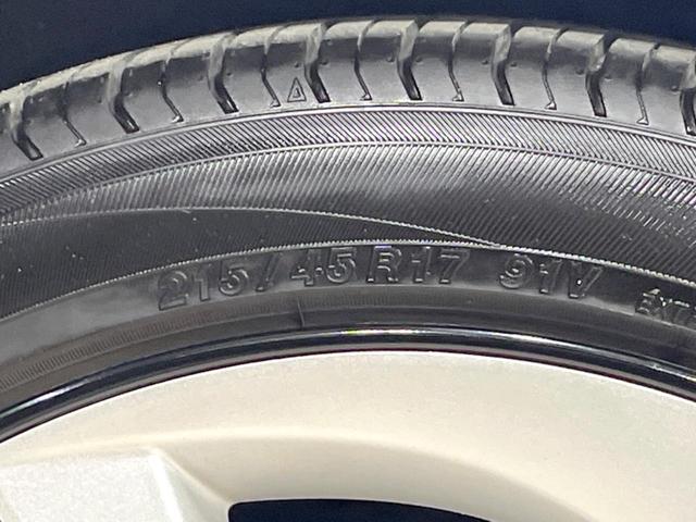 プリウス Ａツーリングセレクション　バックカメラ　衝突被害軽減システム　レーダークルーズ　禁煙車　レザーシート　コーナーセンサー　スマートキー　ＬＥＤヘッド　ビルトインＥＴＣ　純正１７インチアルミ　オートハイビーム　パークアシスト（30枚目）